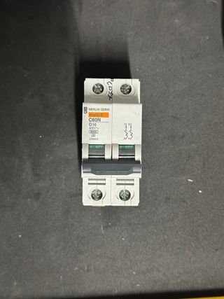 Merlin Gerin C60N D16 Interruptor