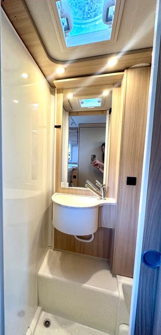 Autocaravana Bürstner Lyseo A700. Como nueva
