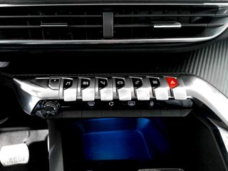 Peugeot 3008 Hybrid 225 Allure