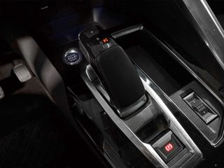 Peugeot 3008 Hybrid 225 Allure