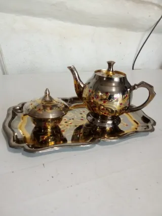Juego de té indio metal dorado y plateado