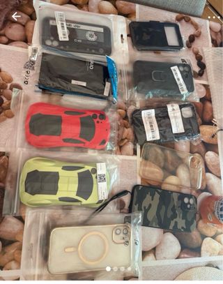 iPhone 11 + lote fundas