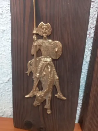 Pareja Metopas Quijote y Sancho Bronce Madera