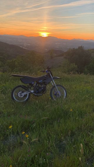 Beta 49cc Enduro/Motocross Negra