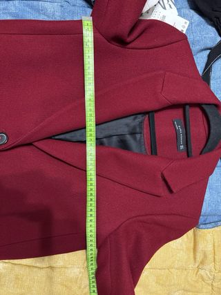 Abrigo Zara Rojo Talla S