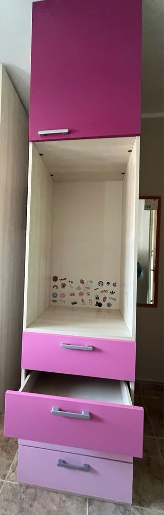 Módulo de armario alto con cajones