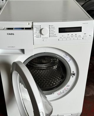 LAVADORA AEG DE 8 KILOS EN BLANCO