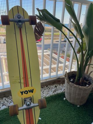 YOW Waikiki 40 Surfskate. Spedizione solo tramite Seur