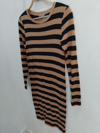 Vestido COS de rayas camel y negro