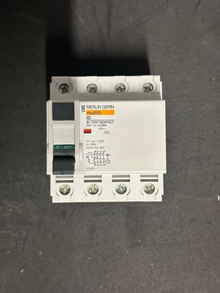 Merlin Gerin Multi 9 ID Diferencial 40A