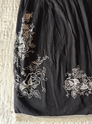 Vestido Negro con encaje Michel Bustos