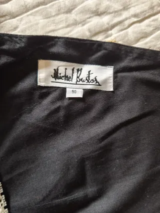 Vestido Negro con encaje Michel Bustos