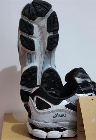 Asics Gel-NYC negro y gris nuevas
