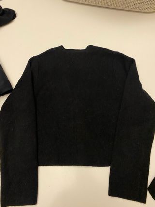 Conjunto Zara Falda y Suéter Negro niña 12 años