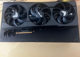 ASUS TUF RTX 4090 O24G Gaming