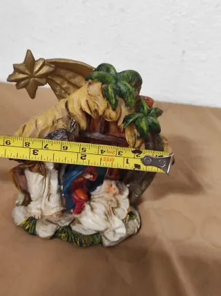 Mini presepe Natività in resina