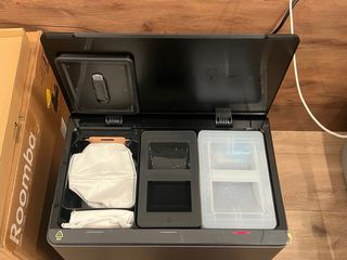 Roomba Max 705 Combo Robot + Dock