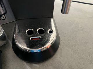 Cafetera DeLonghi Negra