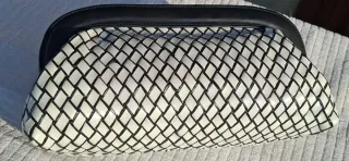 Borsa pochette Tosca Blu bianca e nera