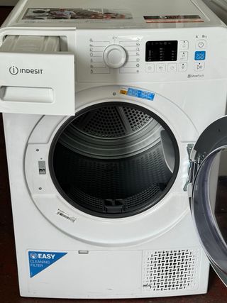SECADORA INDESIT DE CONDENSANCION DE 8 KILOS