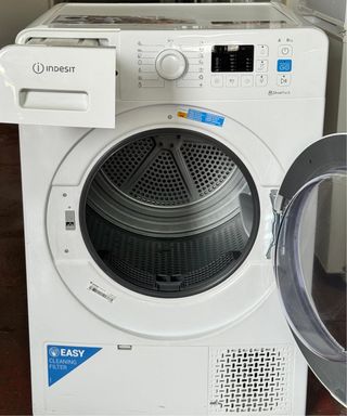 SECADORA INDESIT DE CONDENSANCION DE 8 KILOS
