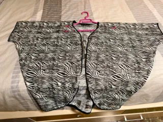 Sobrecamisa Escala fiesta transparencias. Talla 40