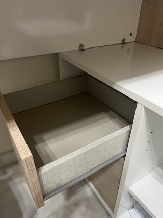 Escritorio moderno madera y blanco