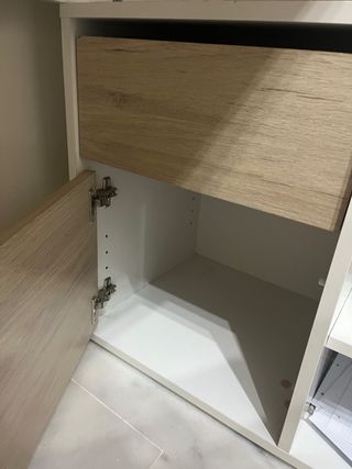 Escritorio moderno madera y blanco
