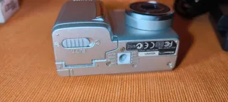 Cámara Digital Nikon Coolpix 775 Plata