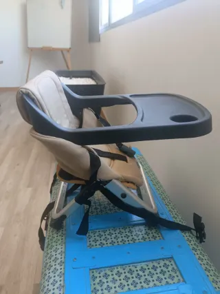 Trona plegable para bebé