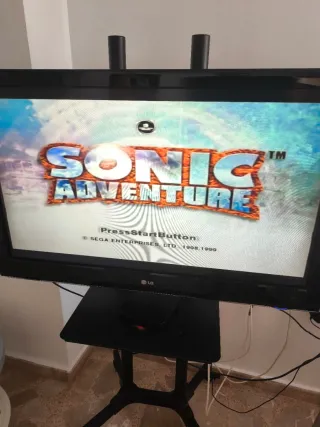 Dreamcast más shenmue y Sonic adventure