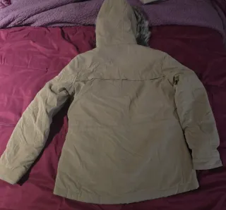 Parka ONLY beige con capucha