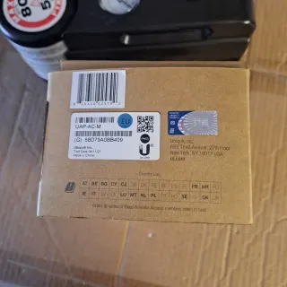 Kit Gonfiaggio Emergenza Auto.  Piu Kit lavaggio