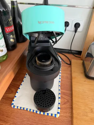 Cafetera Nespresso Vertuo Pop Aqua Mint