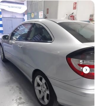 Mercedes-Benz Clase C 2006