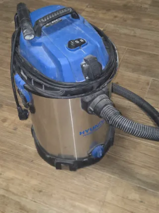 Aspiradora Hyundai 1400W 30L Wet/Dry