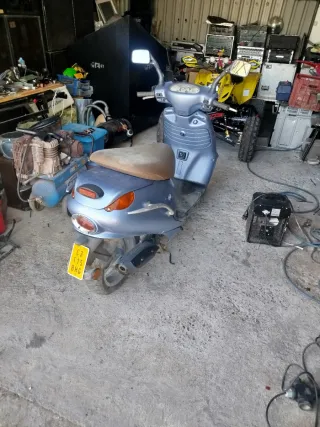 Aprilia Gulliver 50 Scooter Automática