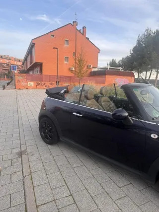 MINI Cabrio 2012
