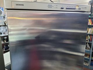 NEVERA SIEMENS INOX