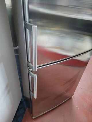 NEVERA SIEMENS INOX