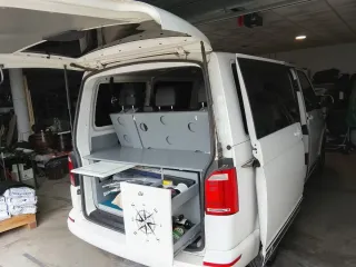 Volkswagen Caravelle 2017