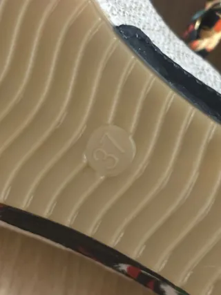 Sandalias cuña mujer negras pedrería T.37