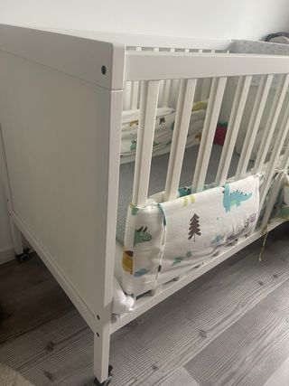 Cuna blanca IKEA modelo SUNDVIK