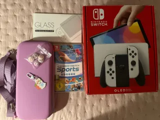 Nintendo Switch OLED Blanca y Negra