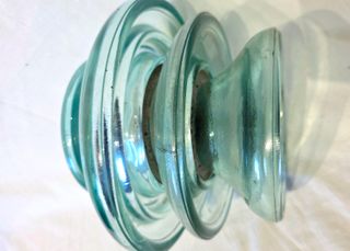 Isolatore elettrico in vetro verde acqua