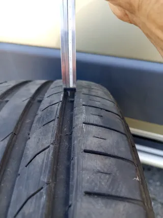 Pareja de Neumáticos 225/40 R18