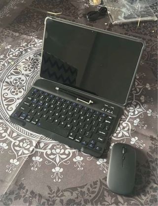 Tablet y Teclado con Ratón