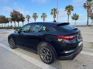 Alfa Romeo Stelvio 2021