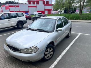 Ford Mondeo 2000