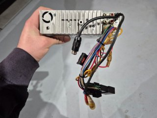 Radio Alpine CDE-9827R